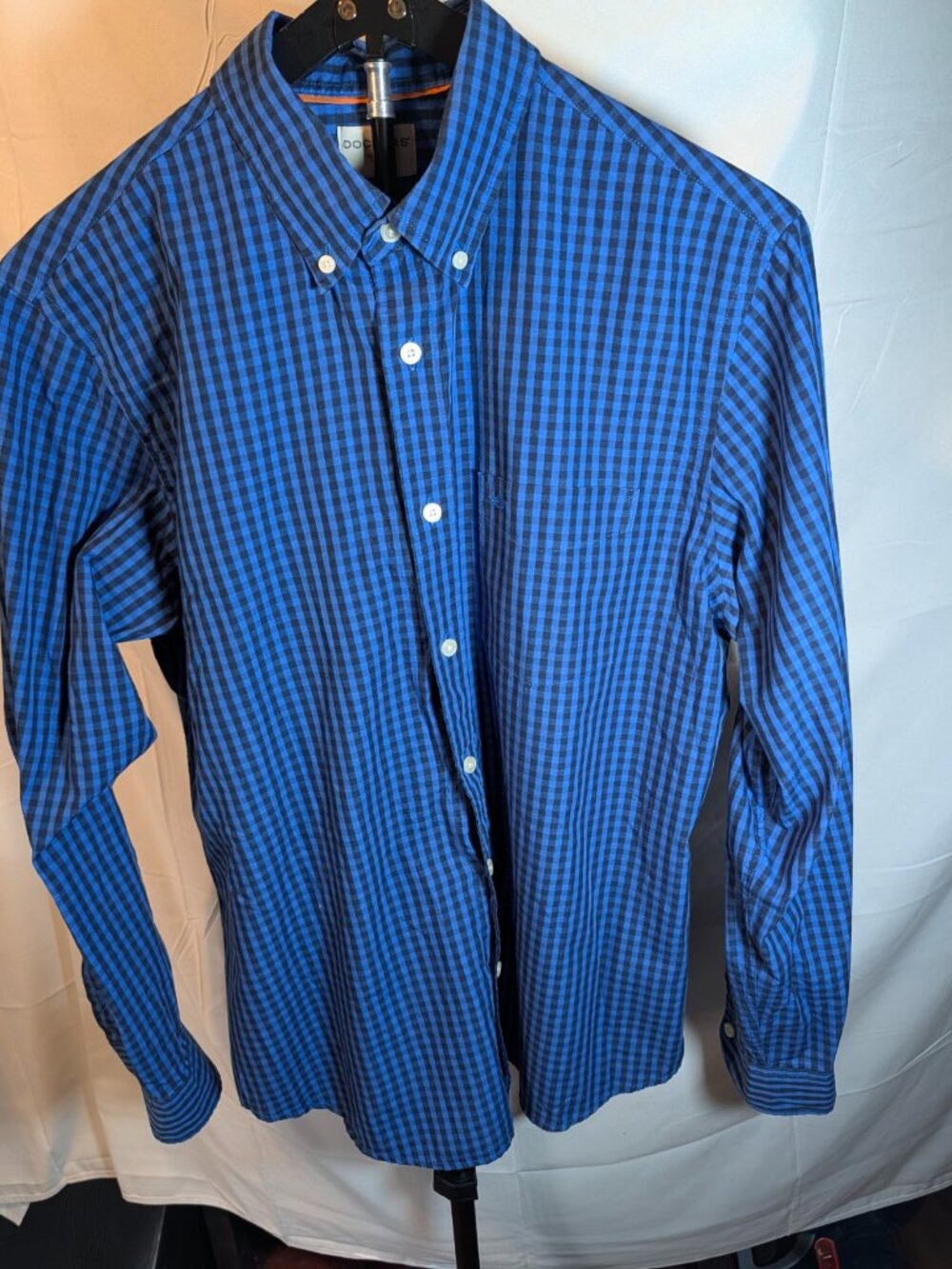 DOCKERS Men's Long Sleeved Button Down Blue/Black Checked Shirt, Size Medium